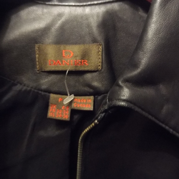 Danier women's leather jacket - Picture 2 of 5